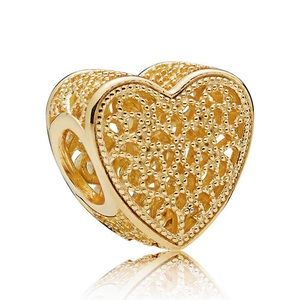 Pandora Filled With Romance Shine Carm